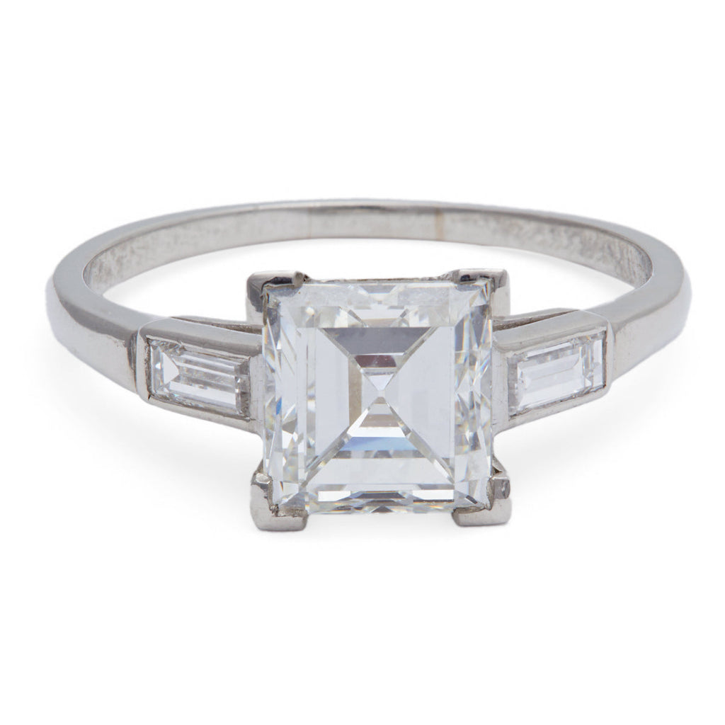 Art Deco GIA 2.05 Carats Carre Cut Diamond Platinum Ring
