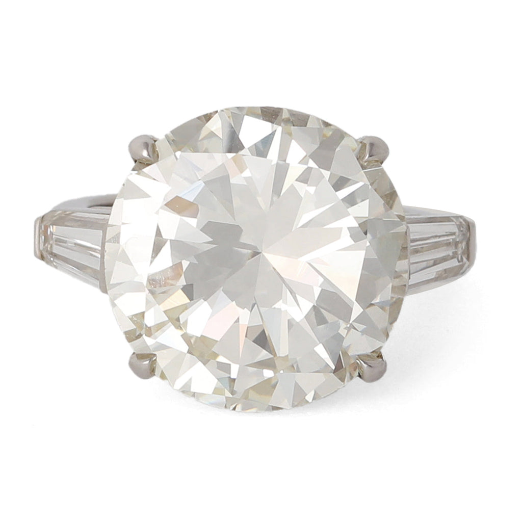 Mid Century GIA 10.27 Carats Round Brilliant Cut Diamond Platinum Ring