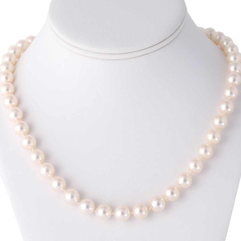 Mid Century Pearl 18k Yellow Gold Strand Necklace