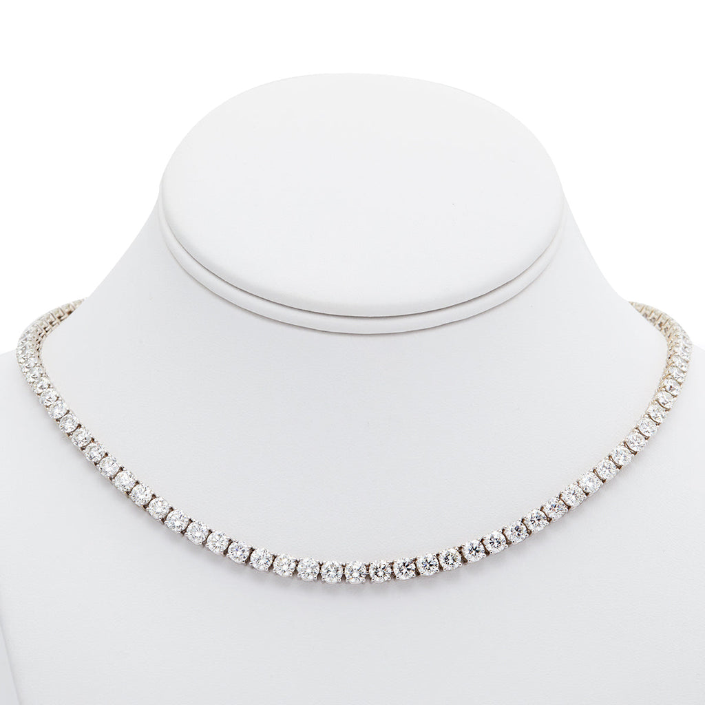 27.50 Carat Total Weight Diamond 18k White Gold Necklace