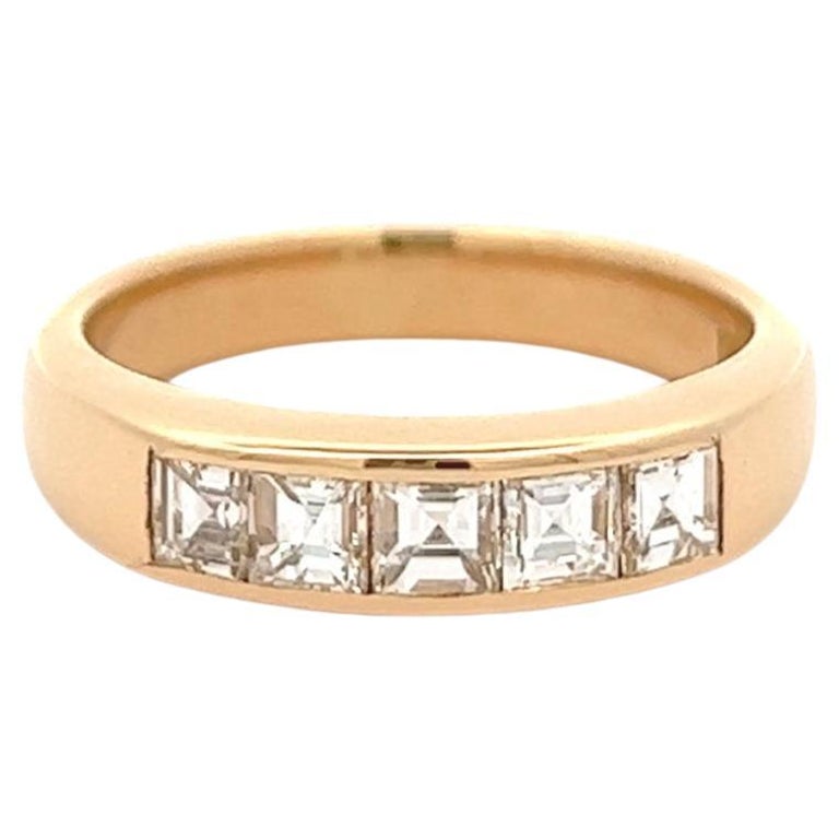 Carré Cut Diamond 18 Karat Yellow Gold Channel Set Band Ring