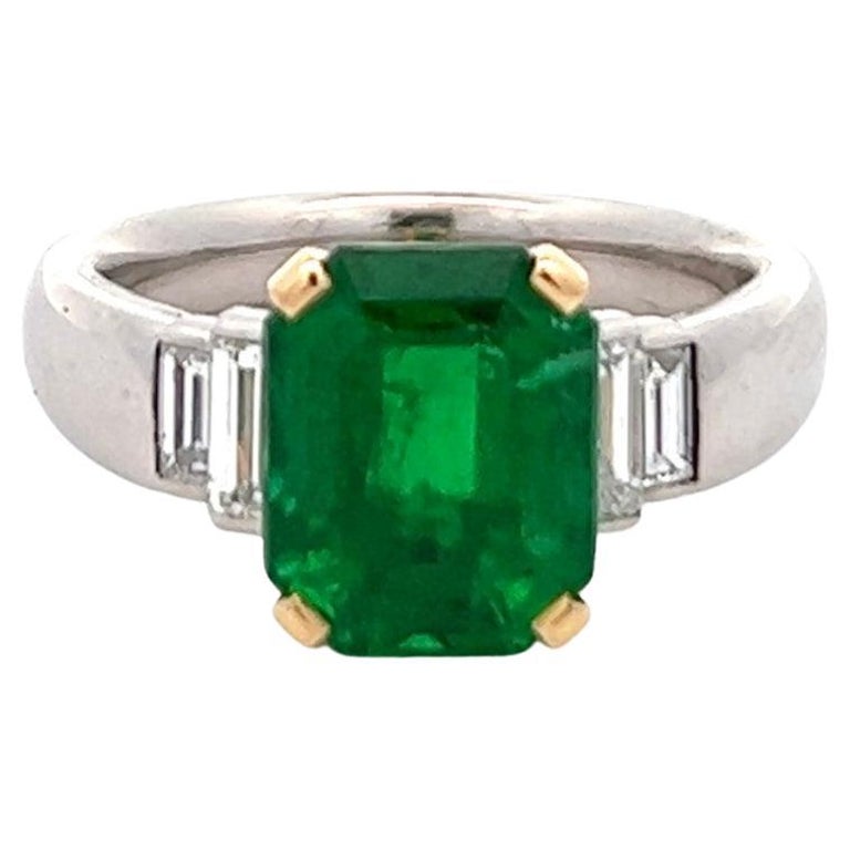 Vintage GIA Sandawana Emerald Diamond 18 Karat White Gold Ring