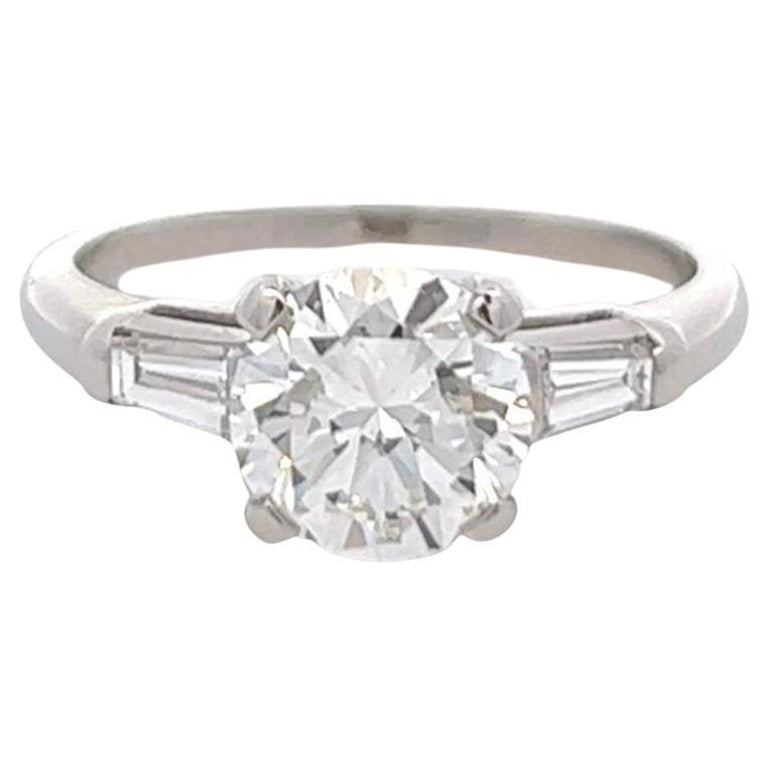 Mid Century GIA 1.71 Carats Round Brilliant Cut Diamond Platinum Ring