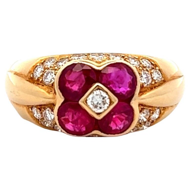Vintage Ruby Diamond 18k Yellow Gold Flower Ring