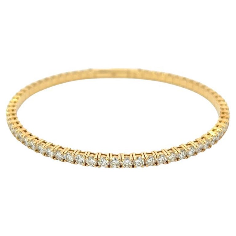 Diamond 14 Karat Yellow Gold Bangle Bracelet